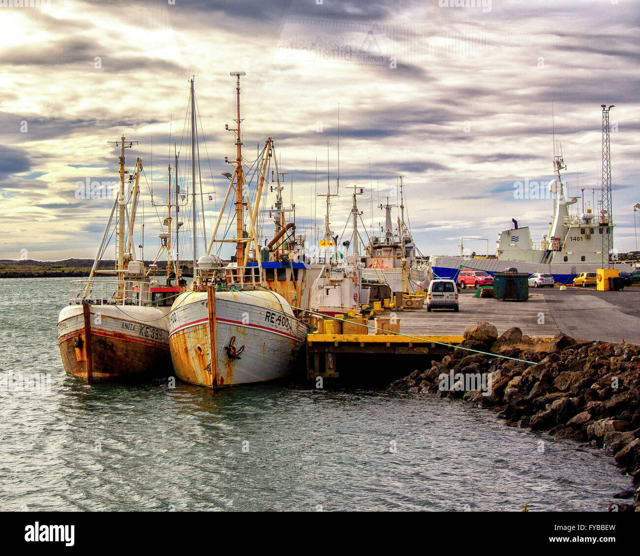 Hafnarfjordur, Southwest Iceland, Iceland. 5th Aug, 2015. Fishing ...