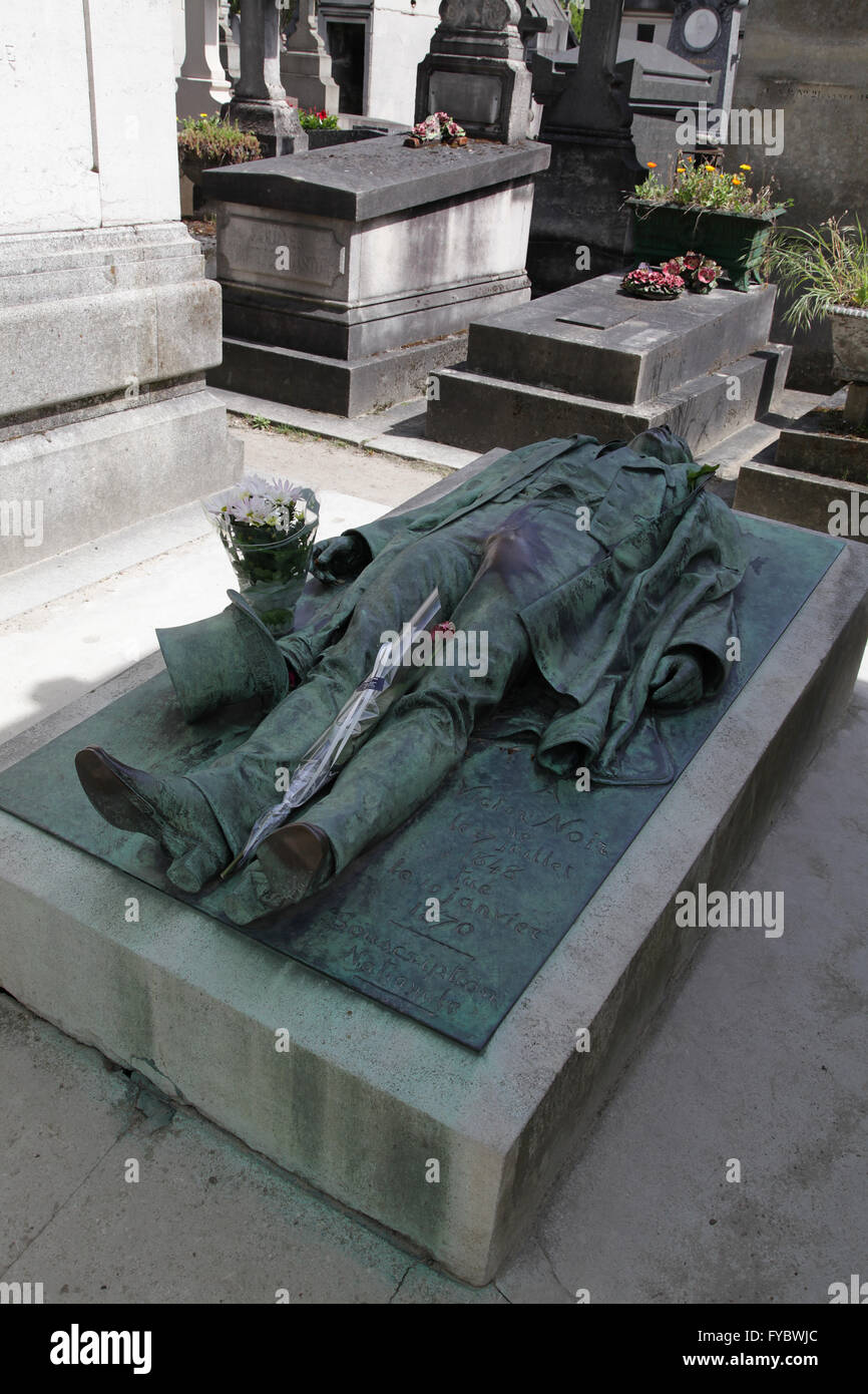 Grave of Journalist Victor Noir Pere Lachaise Cemetery Paris France Stock  Photo - Alamy