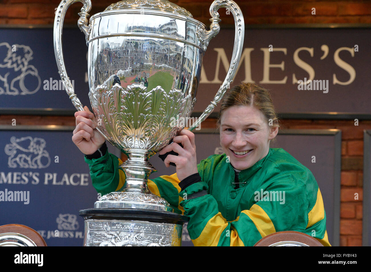Cheltenham Gold Cup Day 18.03.16 Race 5 Foxhunter Chase winning jockey Nina Carberry with trophy Stock Photo