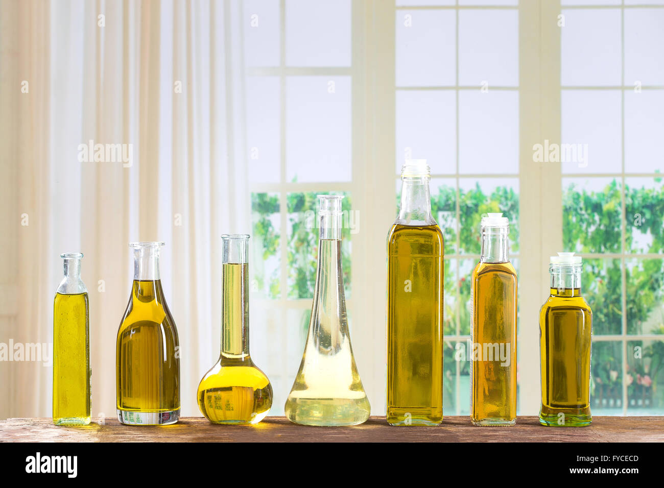 Oil edible hires stock photography and images Alamy