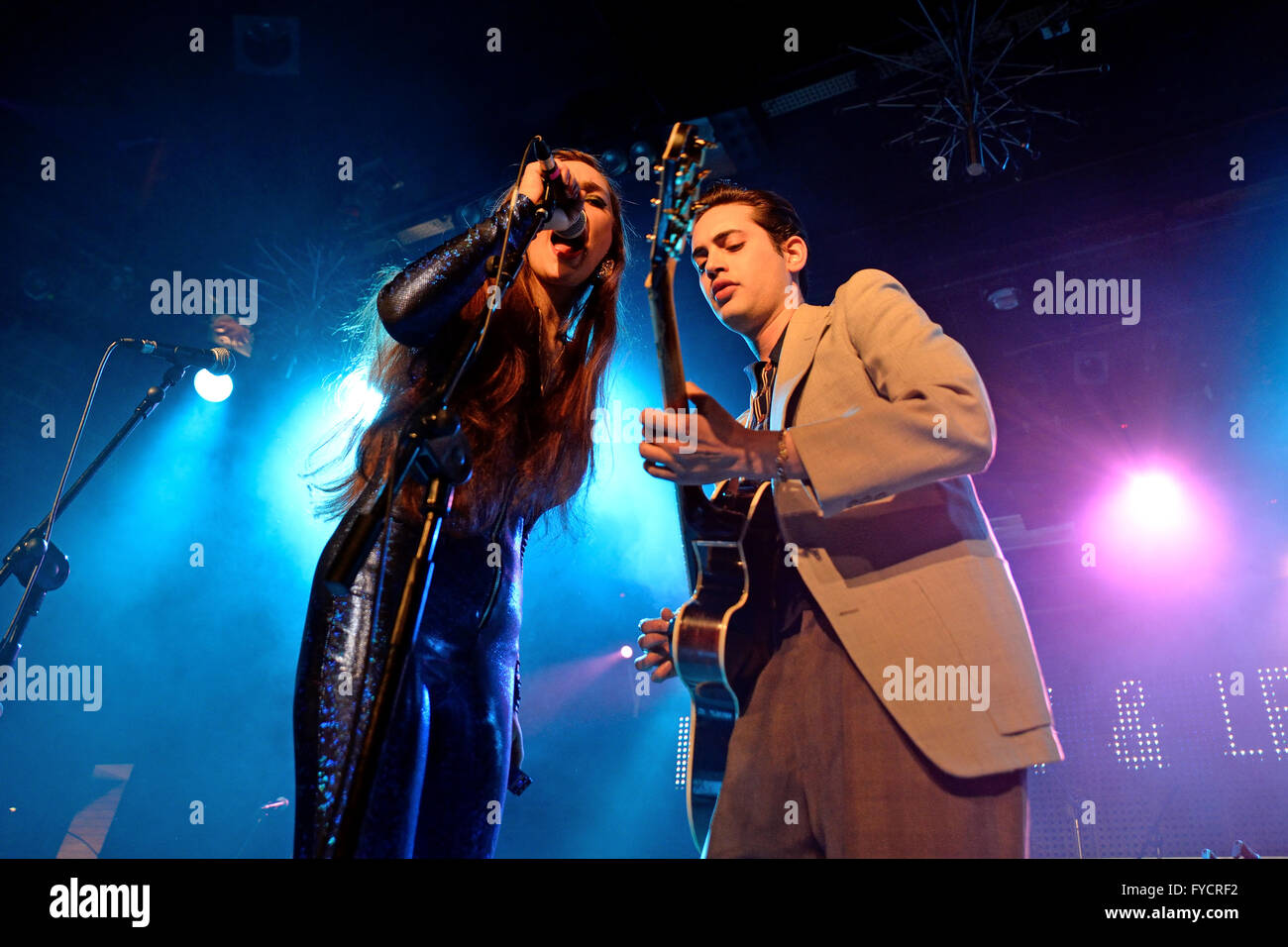 KITTY.DAISY & LEWIS ギャズメイオール スカ ロカビリー（KITTY