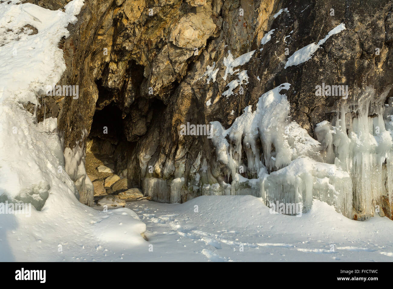 Frost Inside Rocks Frost before grotto in the rock Stock Photo - Alamy