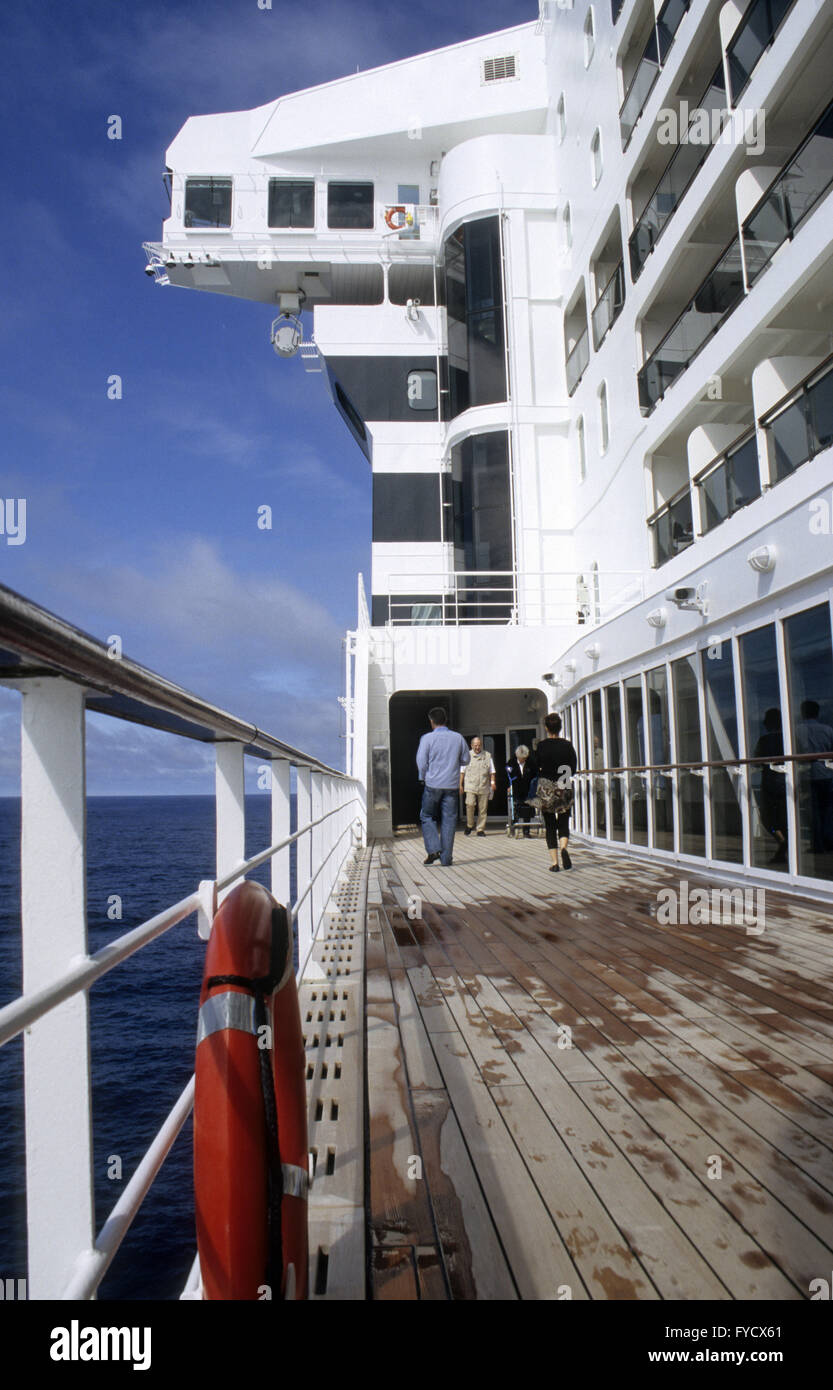 Promenade cruise ship hi-res stock photography and images - Alamy