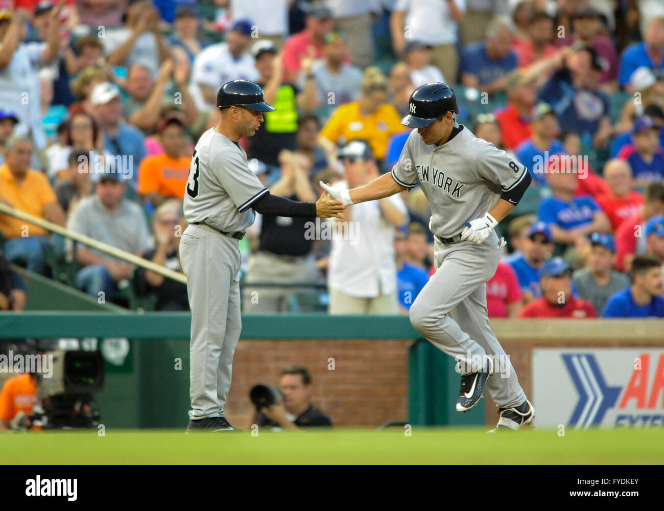 Arlington, Texas, USA. 25th April, 2016. New York Yankees center