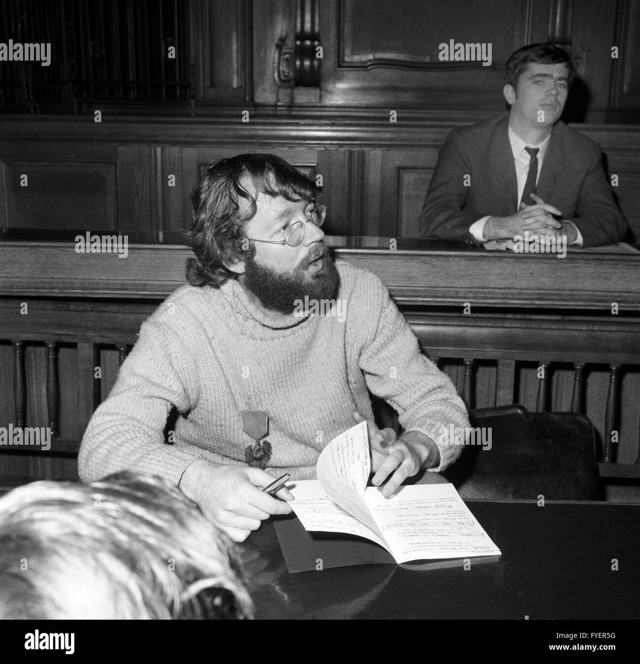 Communard Fritz Teufel is acquitted by the Criminal Court in Berlin-Moabit on 22 December 1967. He was accused of being ringleader and stone-thrower at the Anti Shah demonstration on 02 June 1967. Stock Photo