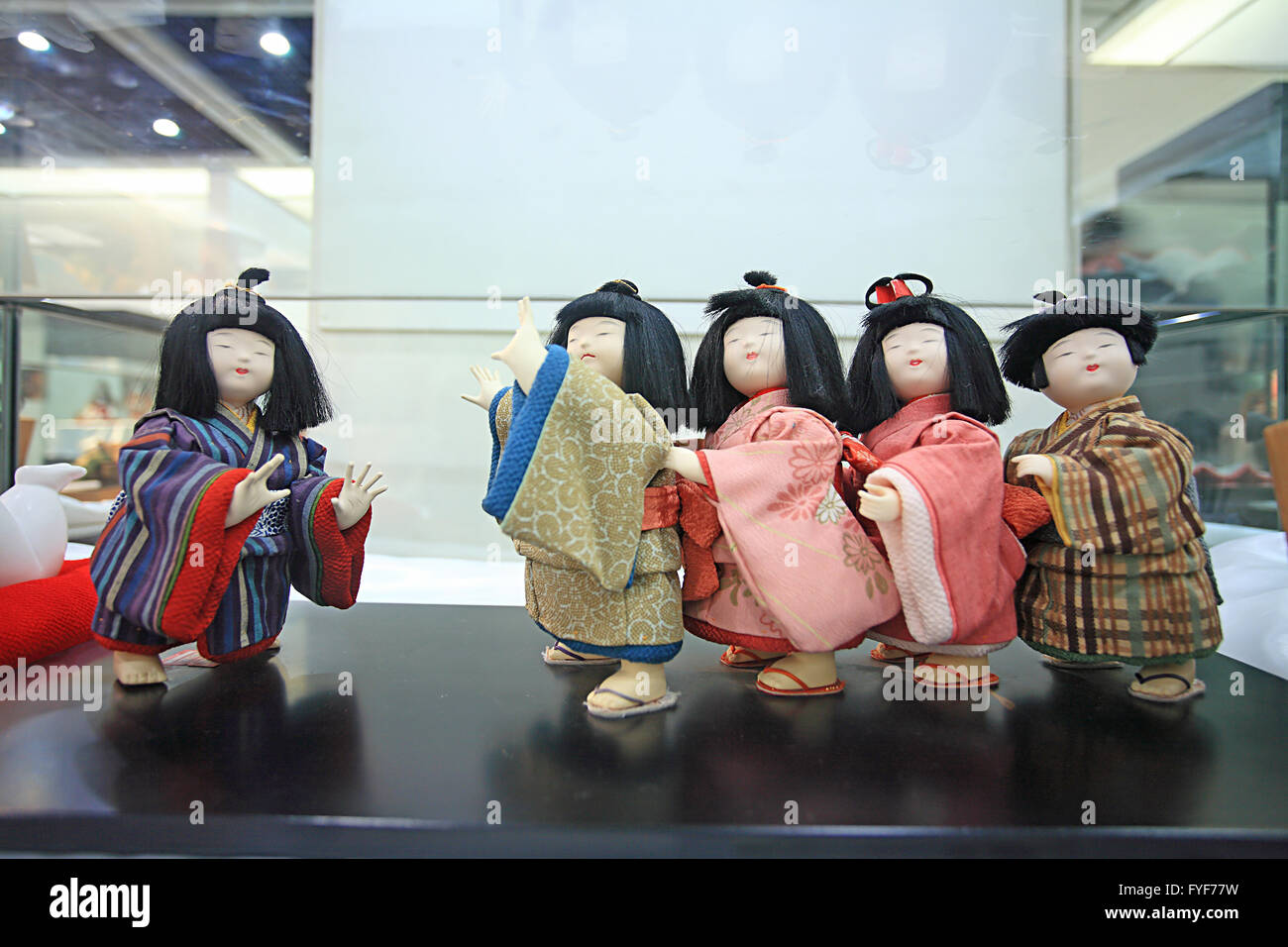 Human Puppet Stock Photos & Human Puppet Stock Images Alamy