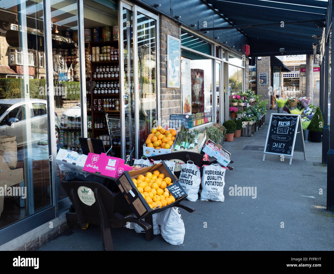 Road Outside A Grocery Shop High Resolution Stock Photography and