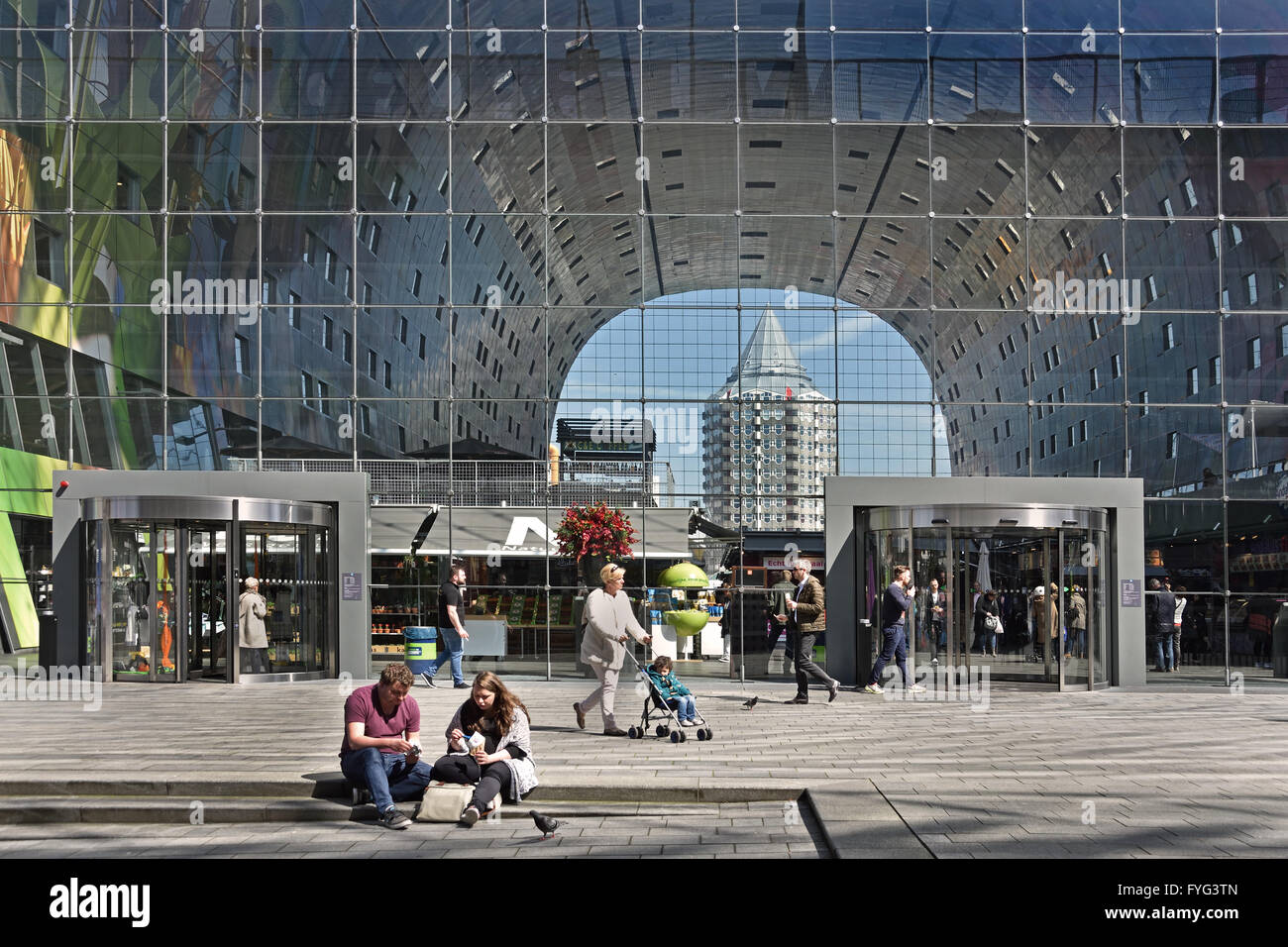 Rotterdam market hall hi-res stock photography and images - Alamy