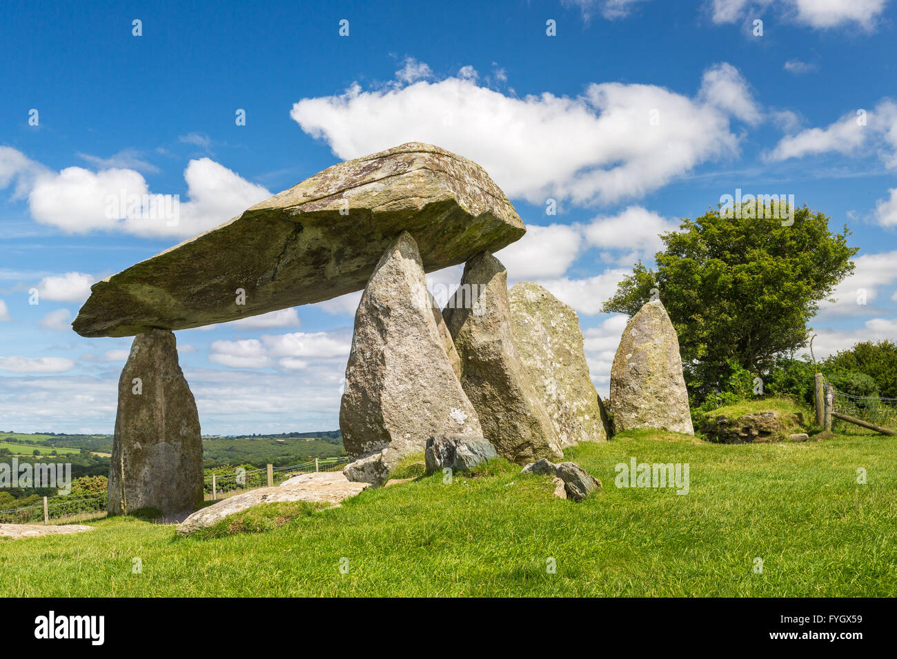 Pentre Ifan burial chamber - Pembrokeshire Stock Photo