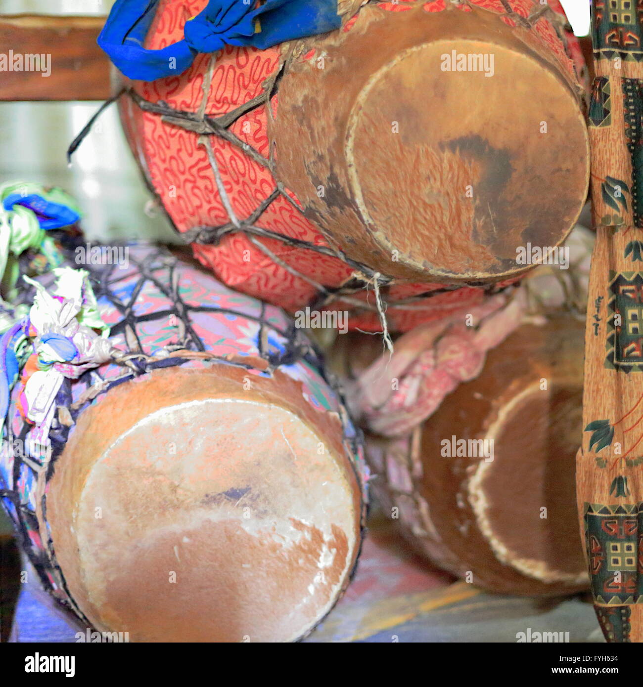 Ethiopian orthodox drum hi res stock photography and images Alamy