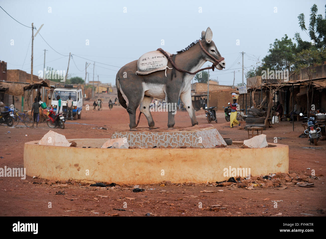 BURKINA FASO Bokin traffic island with donkey / BURKINA ...