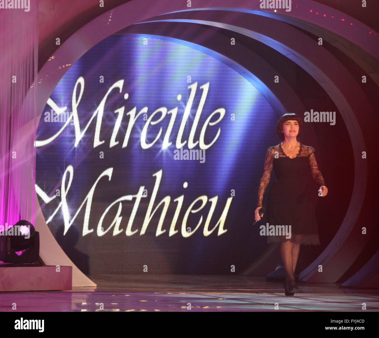 singer Mireille Mathieu Stock Photo