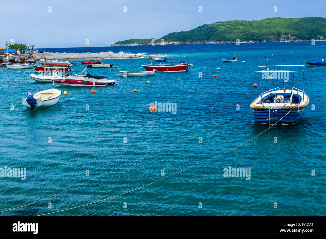 Boats on sea hi-res stock photography and images - Alamy