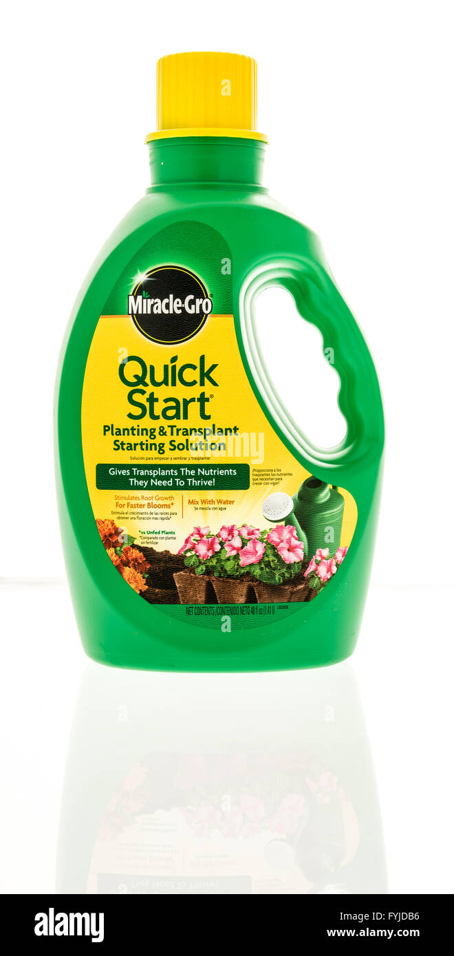 Winneconne, WI 26 April 2016 Container of Miracle Gro quick start on