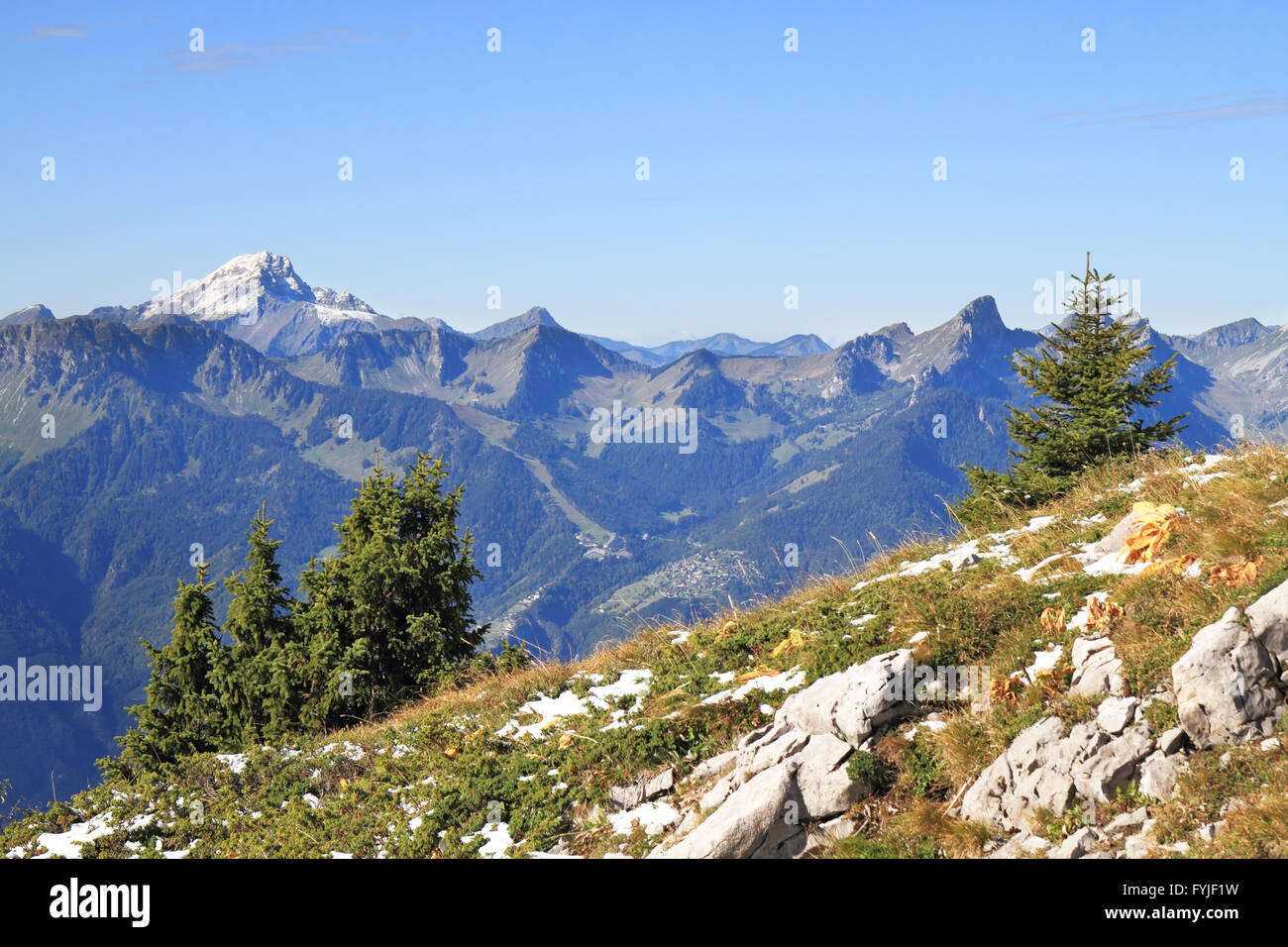 The Magnificent Swiss Alps In An Early Autumn Stock Photo Alamy The Magnificent Swiss Alps In An Early Autumn Stock Photo Alamy