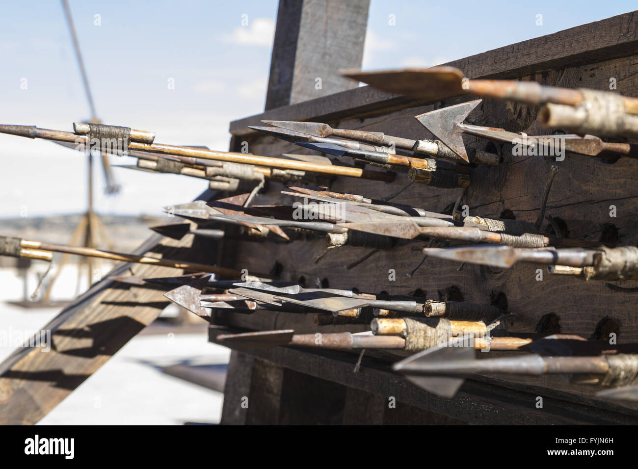 Medieval siege weapons, crossbows, onagers, catapults and battering ...