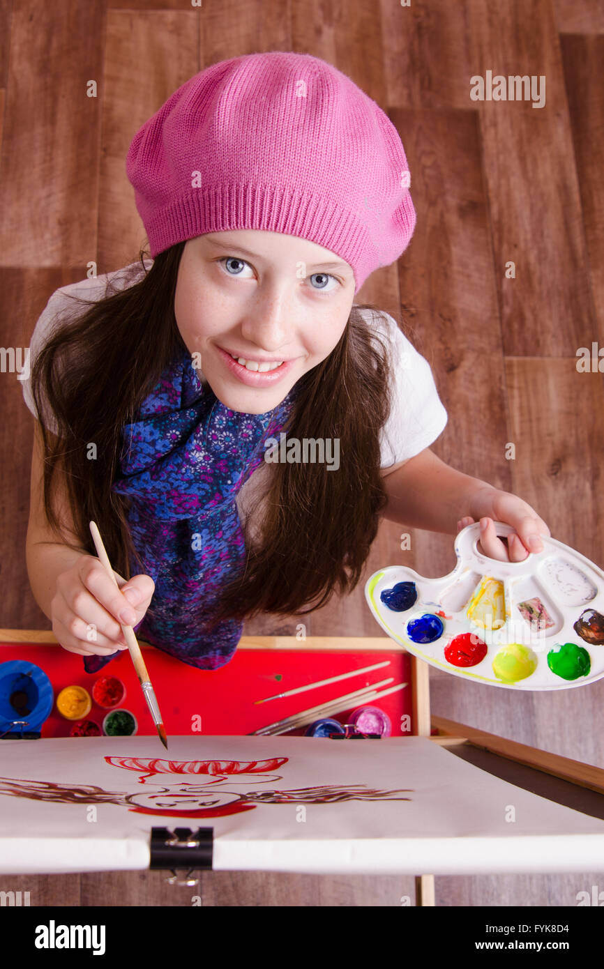 Twelve year old girl studying in the school of art Stock Photo Alamy