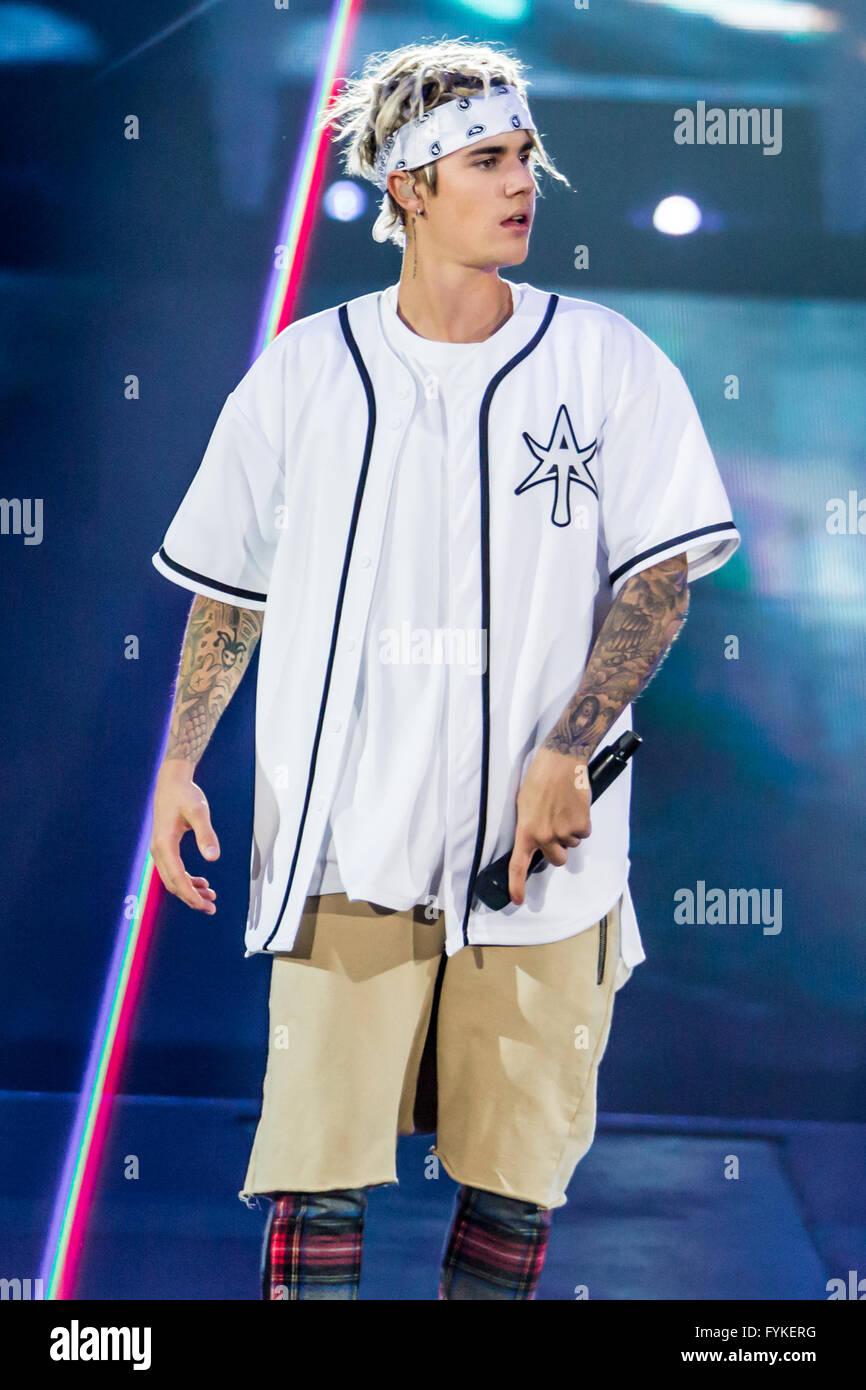 Auburn Hills Michigan Usa 25th Apr 16 Justin Bieber Performing On His Purpose World Tour At The Palace Of Auburn Hills In Auburn Hills Mi On April 25th 16 C Marc Nader Zuma