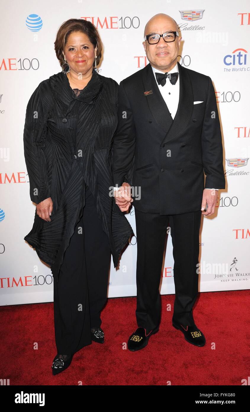 darren-walker-and-anna-deavere-smith-hi-res-stock-photography-and-images-alamy