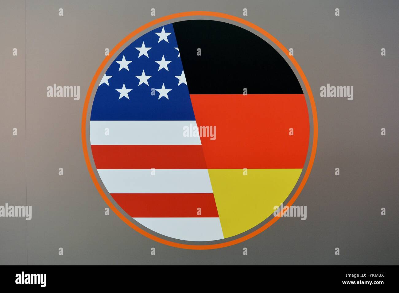 The german and the us-american flag are printed together in a circle, Germany, city of Hannover, 25. April 2016. Photo: Frank May Stock Photo