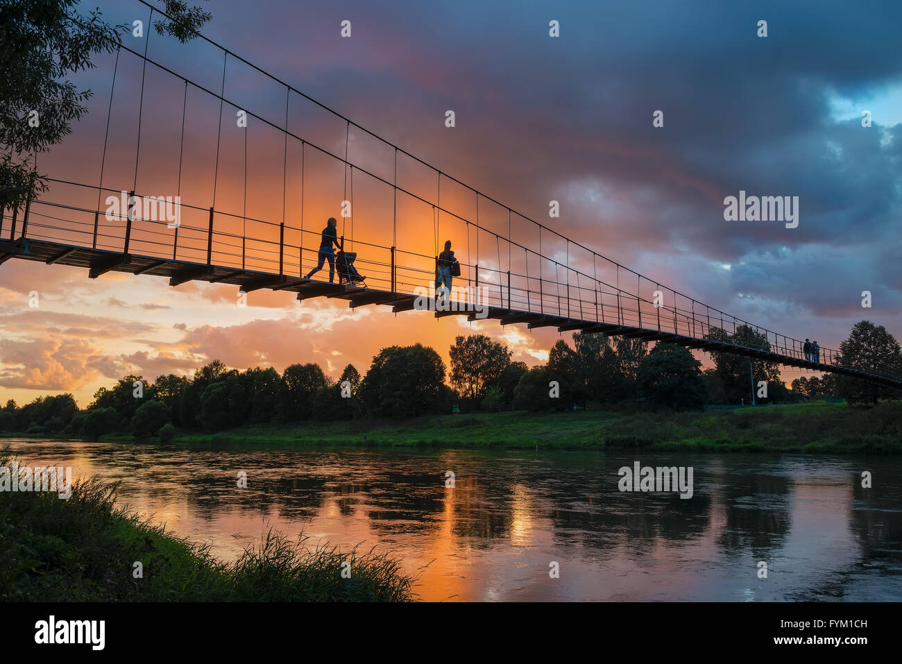 Beautiful summer sunset in the river Stock Photo - Alamy