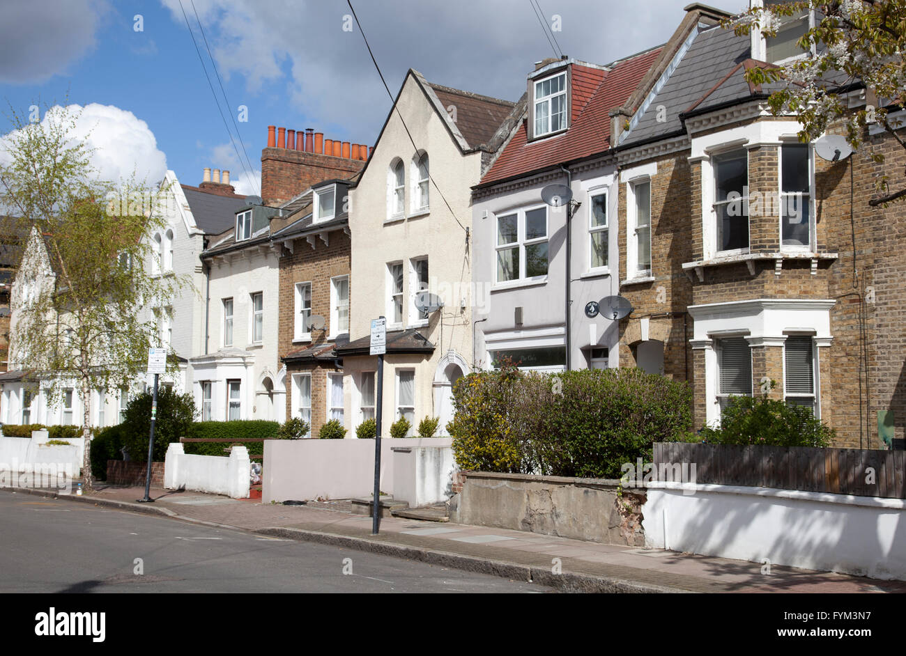Ravenswood houses hires stock photography and images Alamy