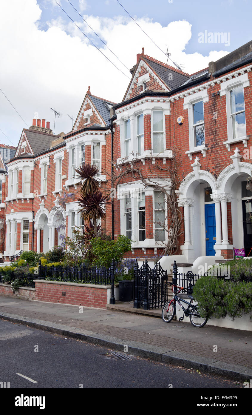 Nightingale square hires stock photography and images Alamy