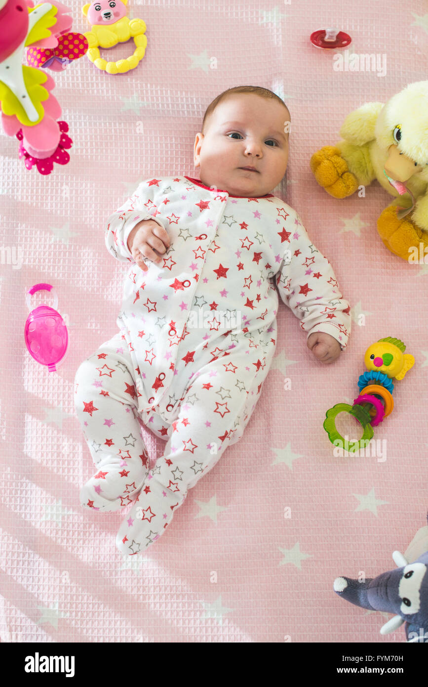 Baby bed toys hires stock photography and images Alamy