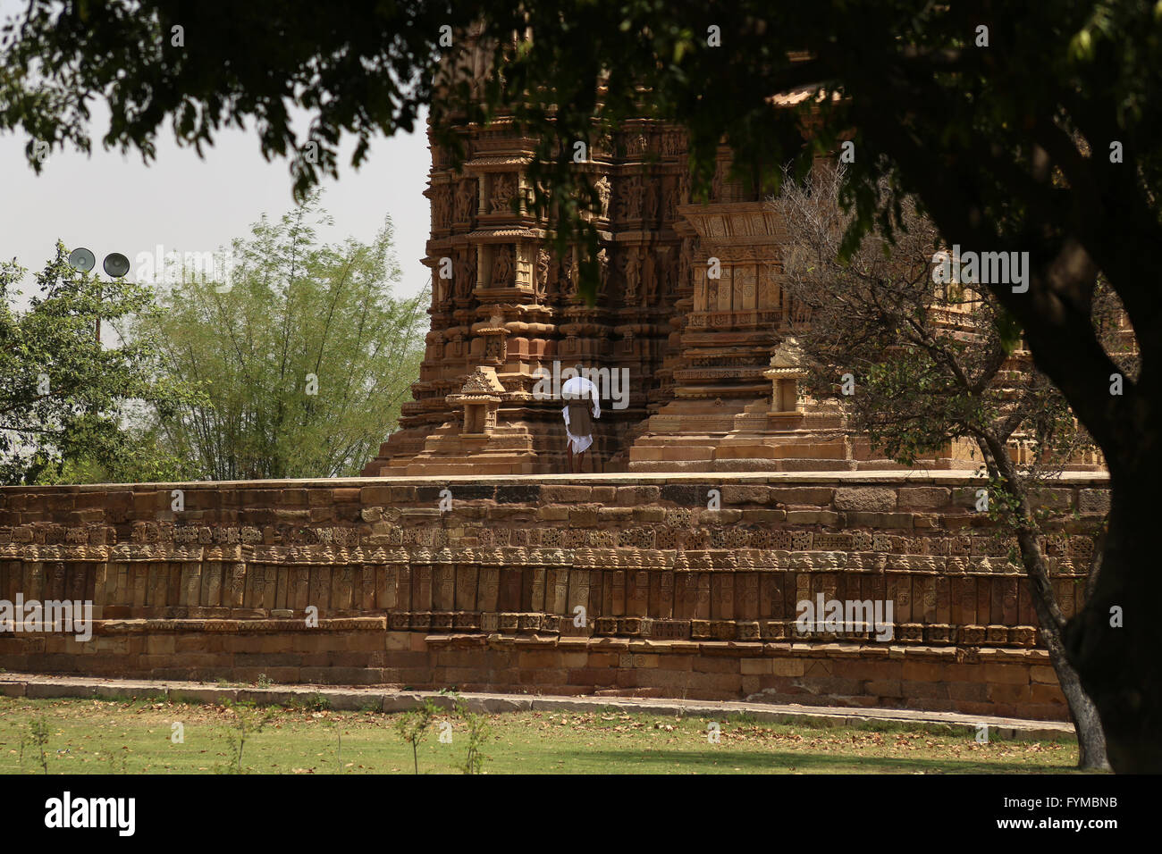 Believers in the temple area of Khajuraho Stock Photo
