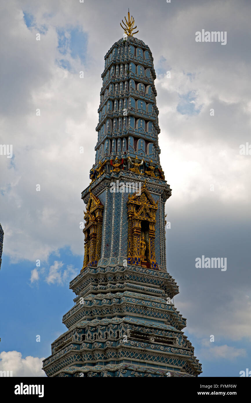 thailand bangkok in rain temple abstract wat palaces asia sky Stock ...