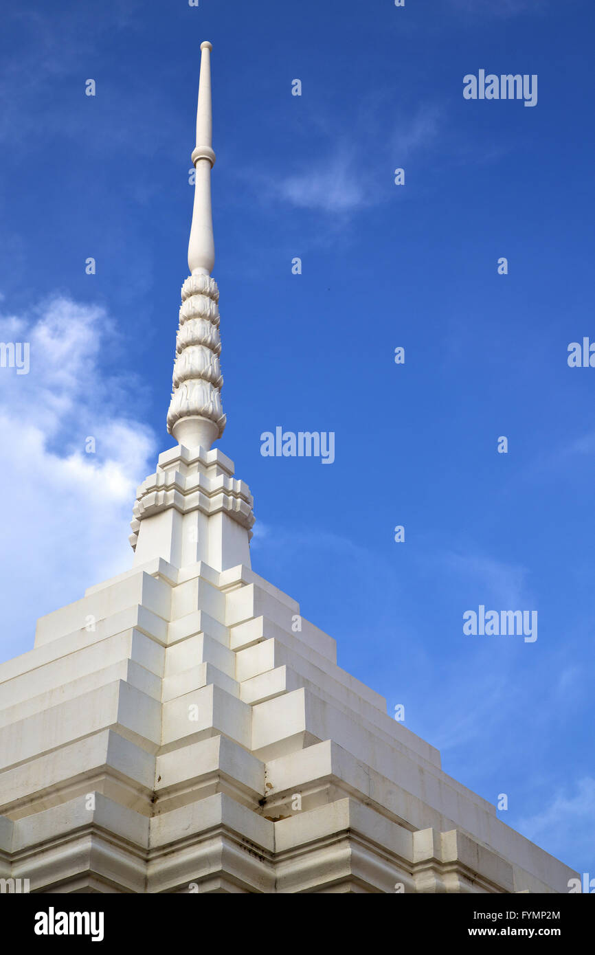 asia in bangkok sunny temple sky and colors religion Stock Photo - Alamy