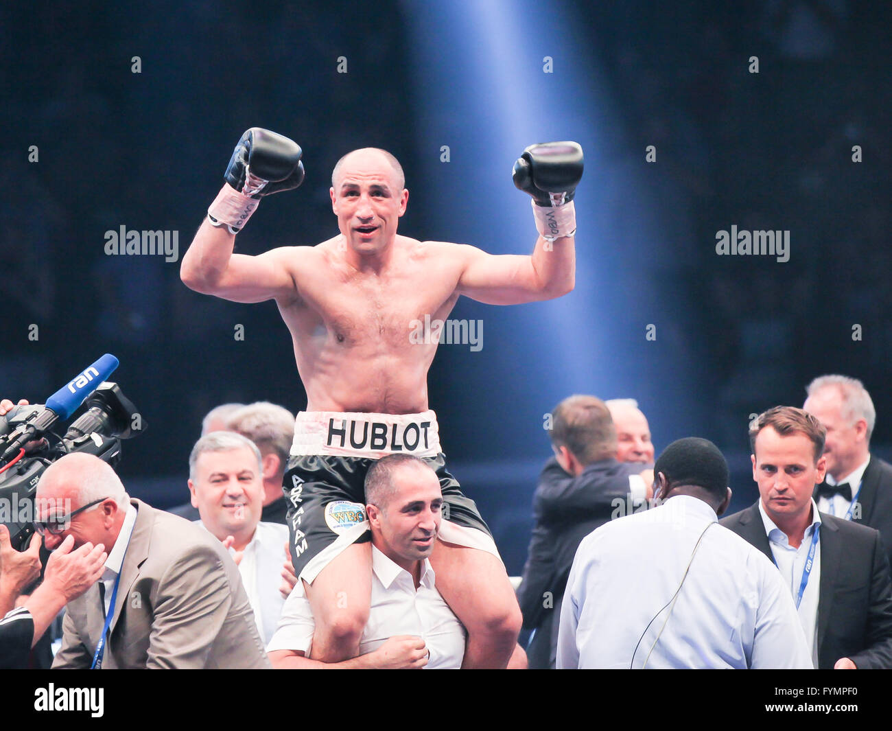 Boxer Arthur Abraham (Team Sauerland Stock Photo - Alamy