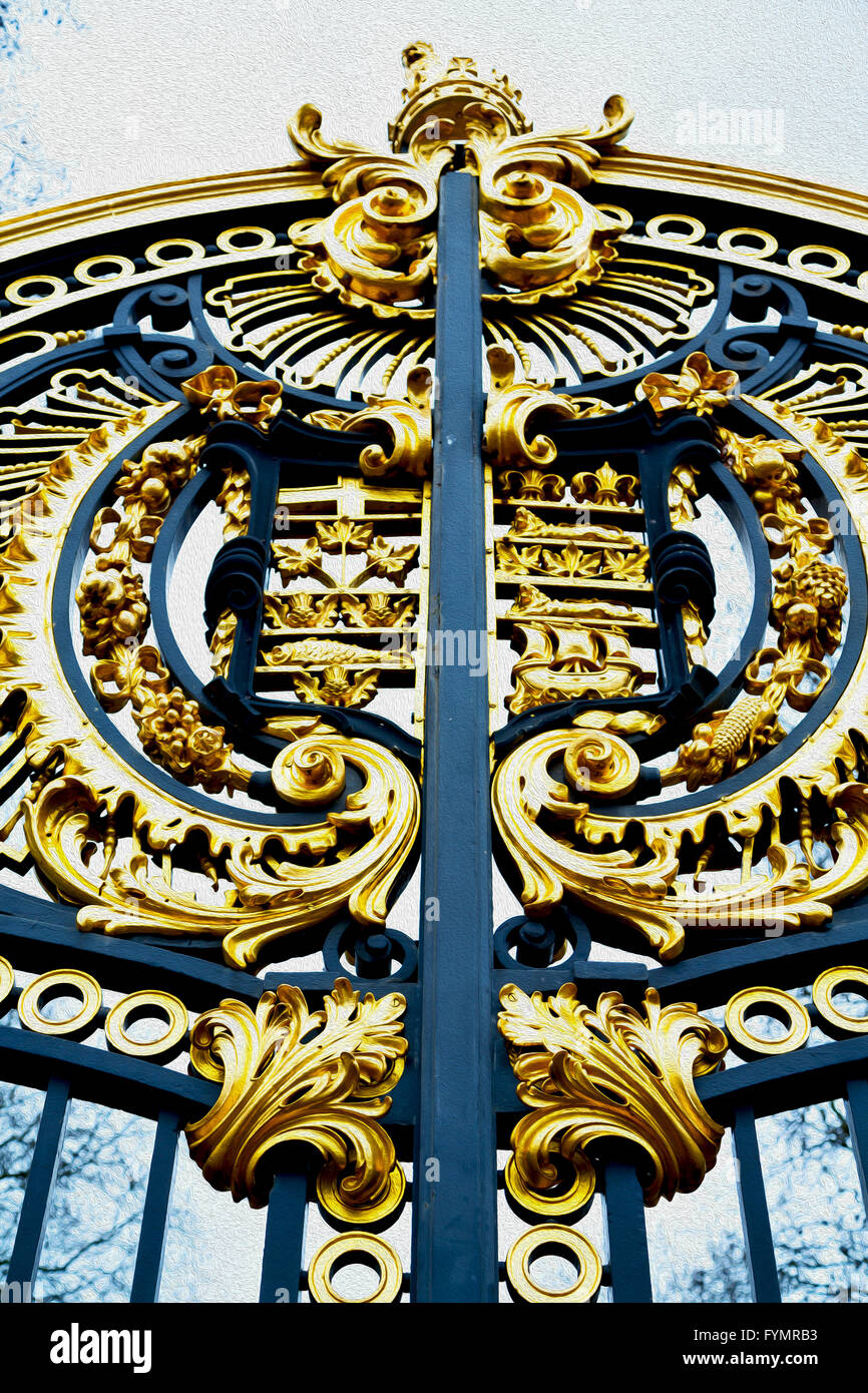 in london england the old metal gate royal palace Stock Photo - Alamy