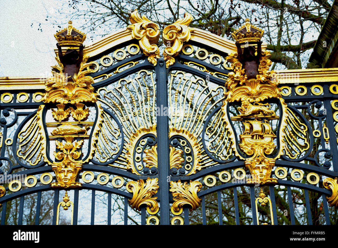in london england the old metal gate royal palace Stock Photo - Alamy