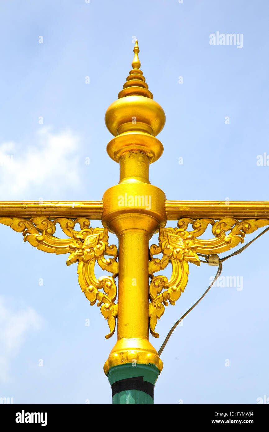 street lamp bangkok thailand in the sky palaces day Stock Photo - Alamy