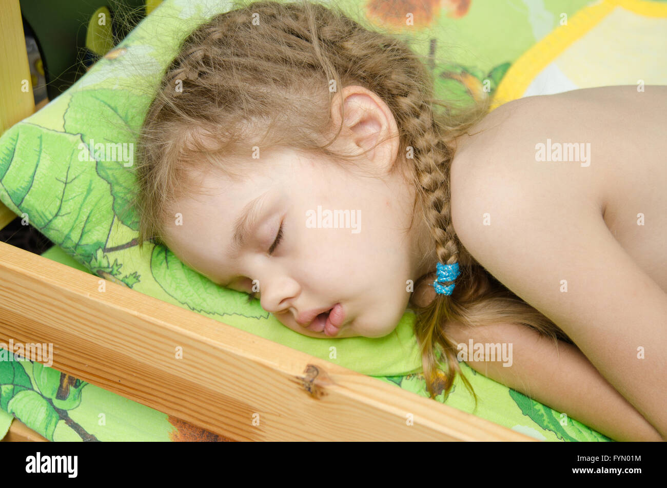 sleeping-five-year-old-girl-stock-photo-alamy