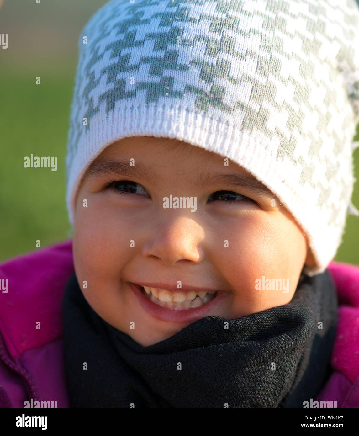 portrait of a little girl with hat Stock Photo - Alamy