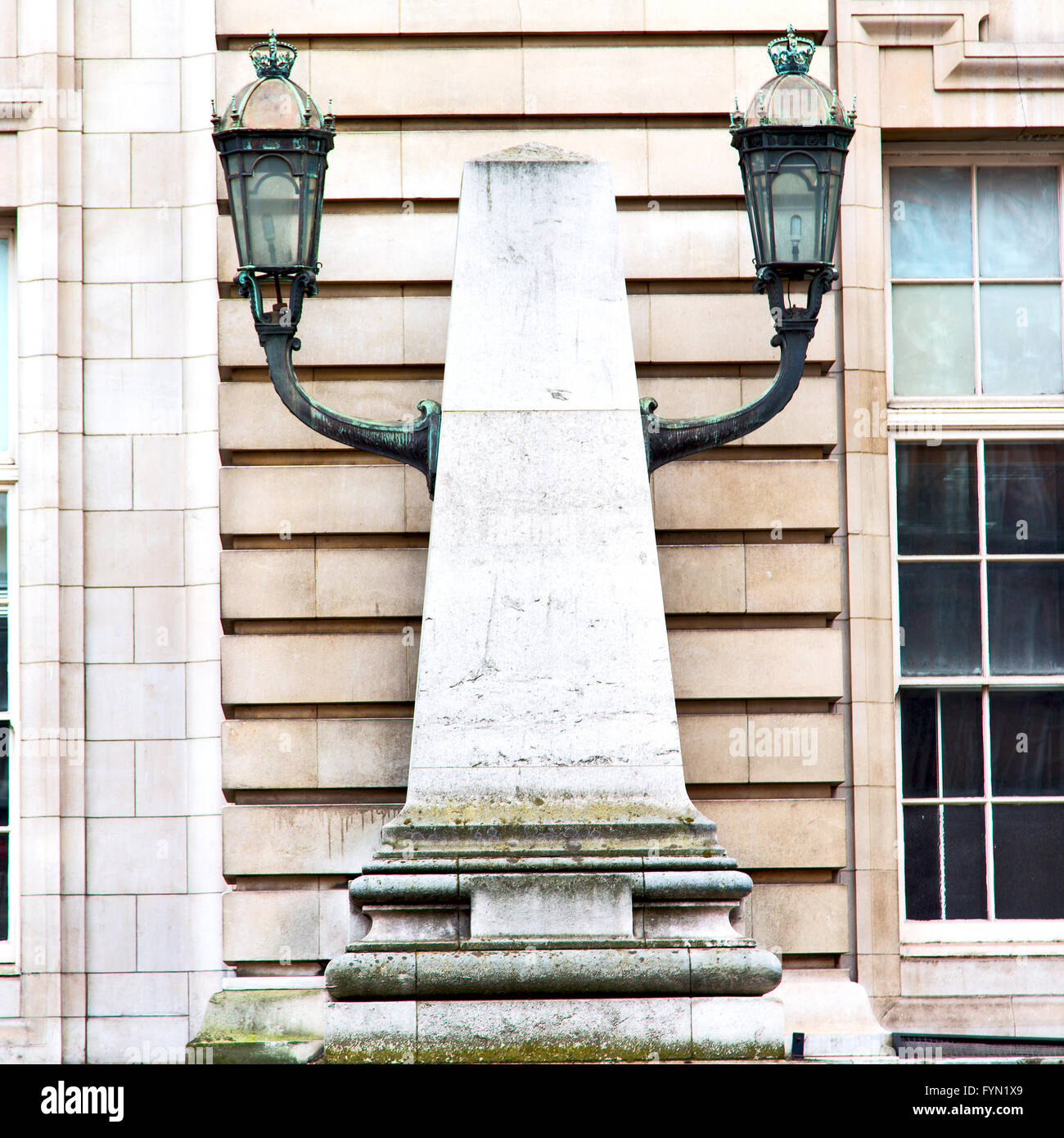 old windon in england london street lamp Stock Photo - Alamy