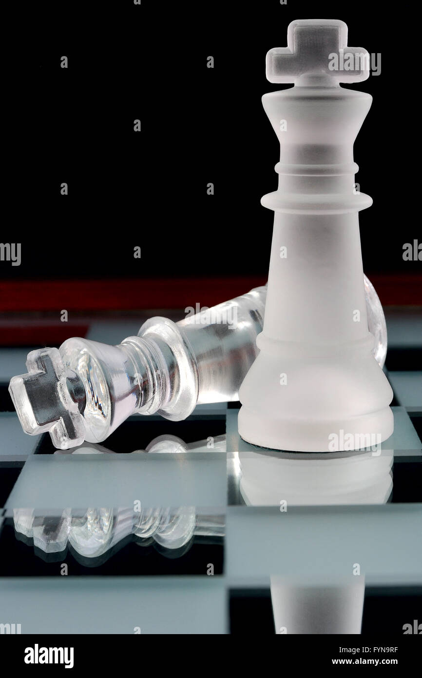 Chess kings battle Stock Photo Alamy