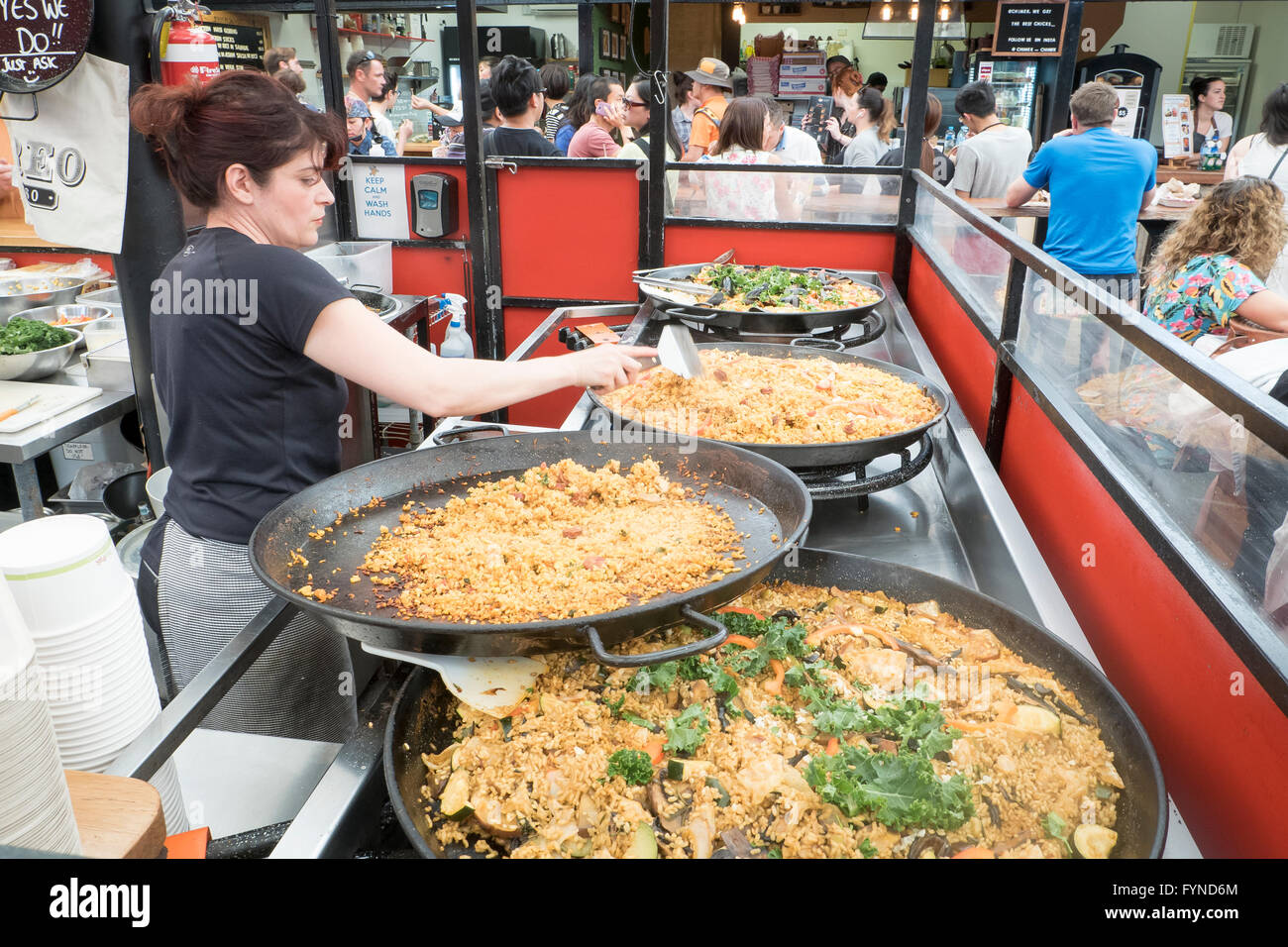 Cooking Paella, Freemantle Markets, Freemantle, Perth, Western Australia Stock Photo