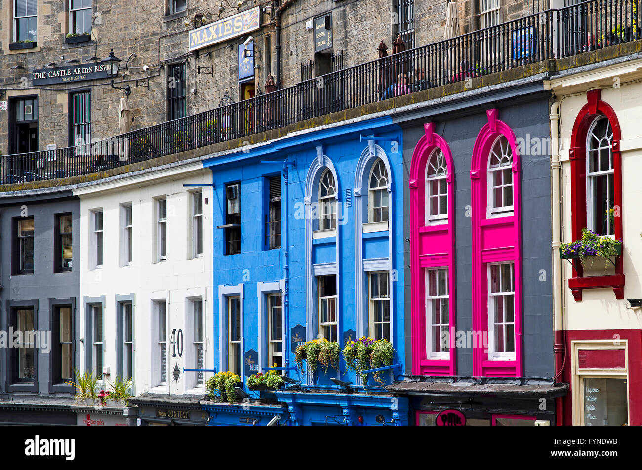 A brightly painted terrace, Victoria Street, Edinburgh Old Town, Scotland UK Stock Photo
