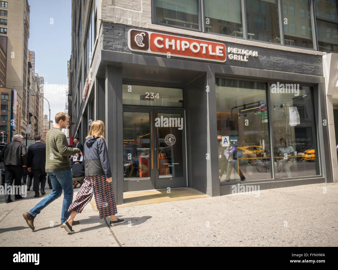A Chipotle Mexican Grill restaurant in New York on Tuesday, April 26, 2016.  Both Chipotle and Panera Bread are expected to report their first-quarter  earnings after the bell. Chipotle's norovirus and e.coli