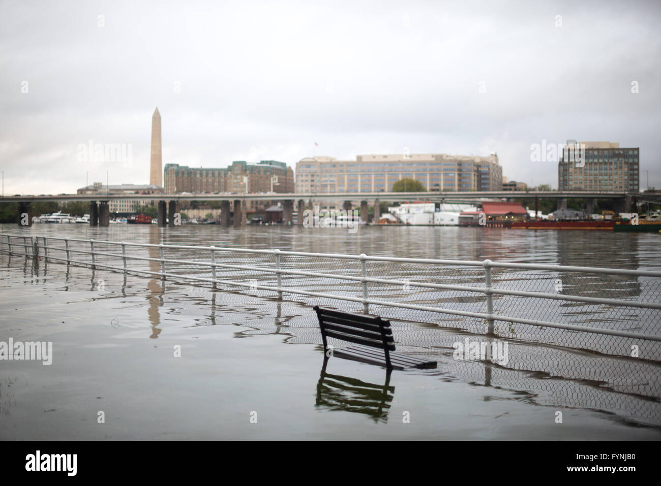 WASHINGTON DC, USA - WASHINGTON, DC - A flooded waterfront along Hains  Point and the Washington Channel (with Southwest Waterfront in the  background Stock Photo - Alamy