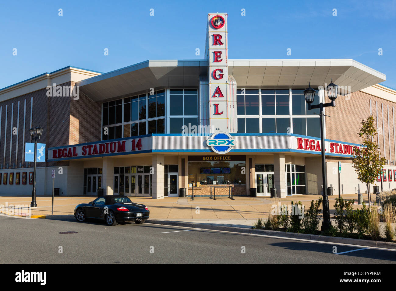 Super Target store / superstore / hypermarket in Virginia Gateway Shopping  Center, Gainesville, Virginia, USA Stock Photo - Alamy