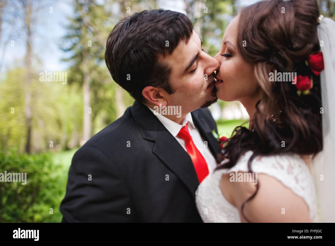 Couple close up romance hi-res stock photography and images - Alamy