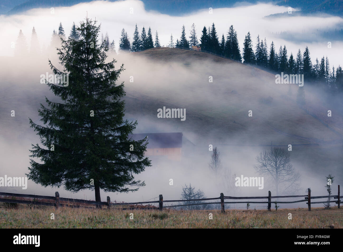 Rural sunrise hi-res stock photography and images - Alamy