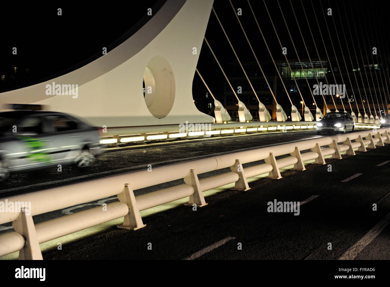 Samuel Beckett bridge on the Liffey river, Dublin, Ireland Stock Photo ...