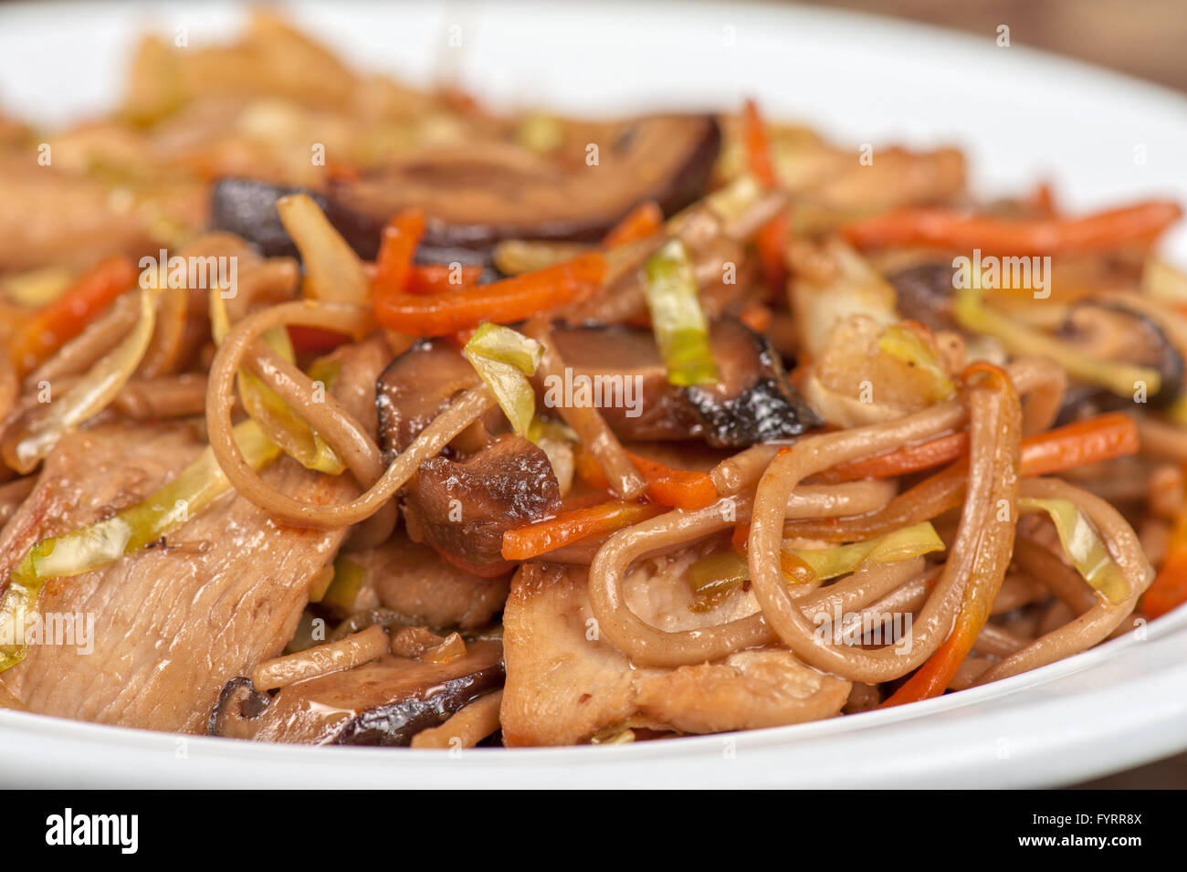 buckwheat noodles with chicken Stock Photo Alamy