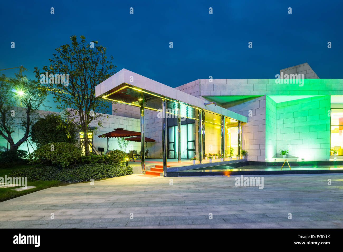 Villa in the sky hi-res stock photography and images - Alamy