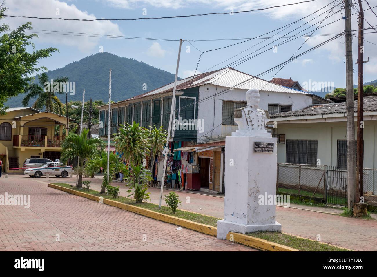 A Statue Of General Francisco Morazan On 1 Calle, Trujillo, Colon, Honduras Stock Photo
